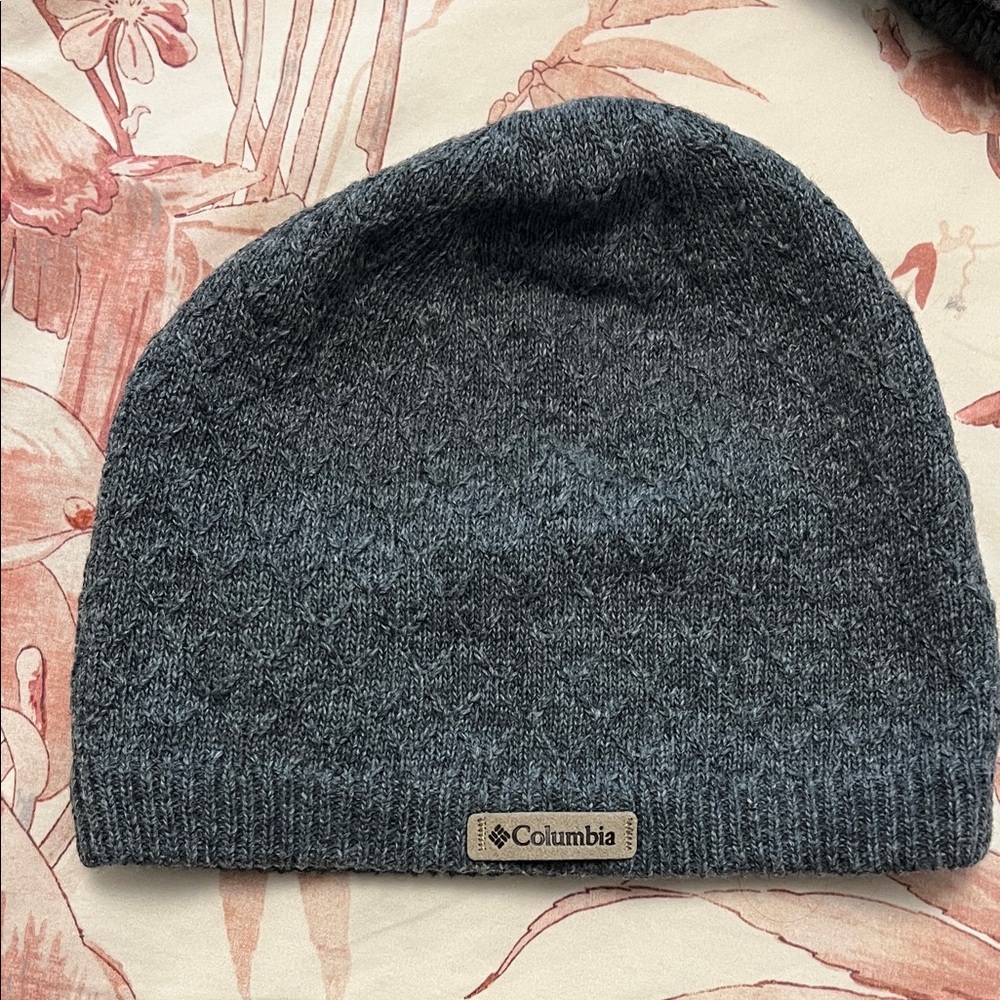 Columbia fleece lined snow hat